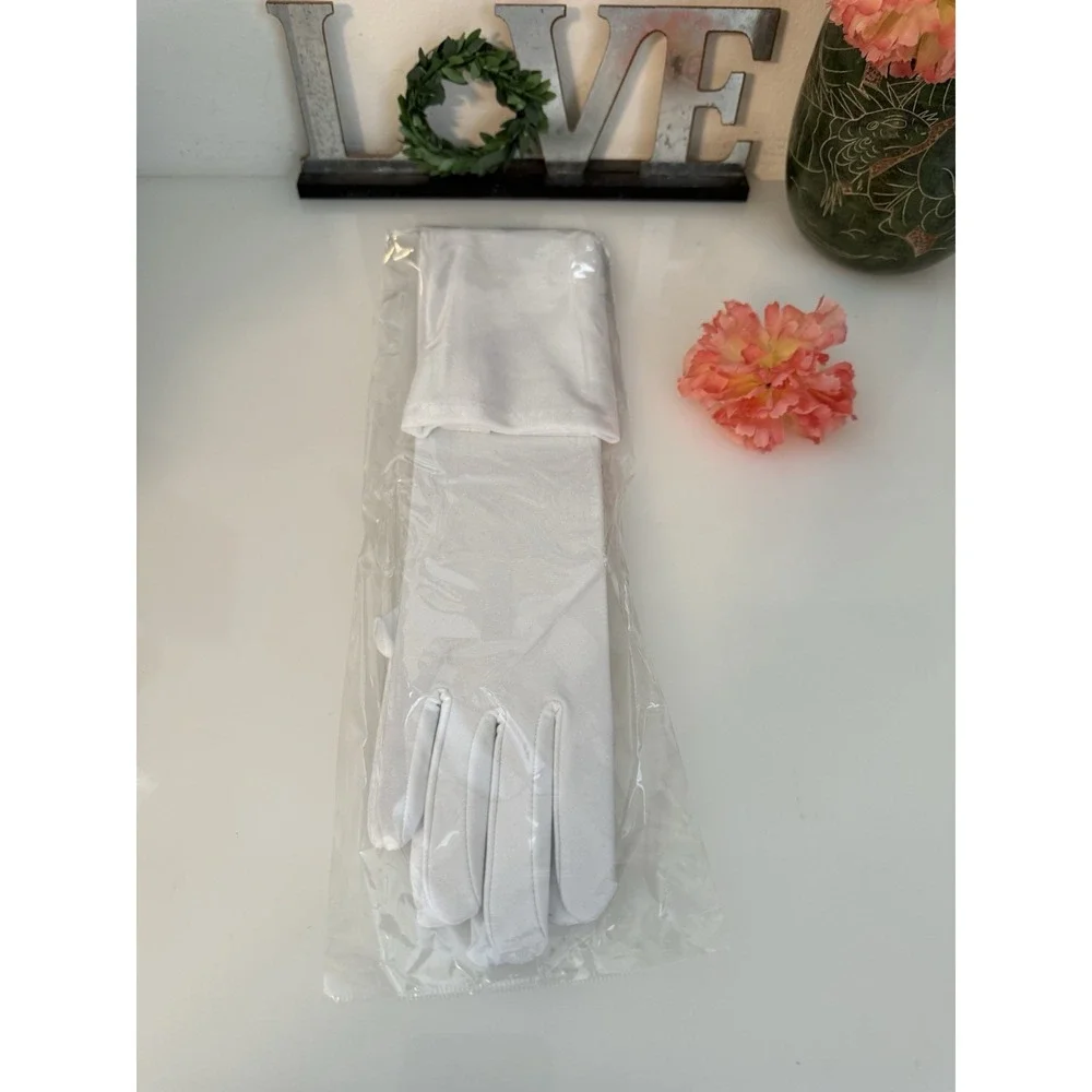 Retro White Satiny Stretch Opera Length Long over Elbow Gloves‎ 19